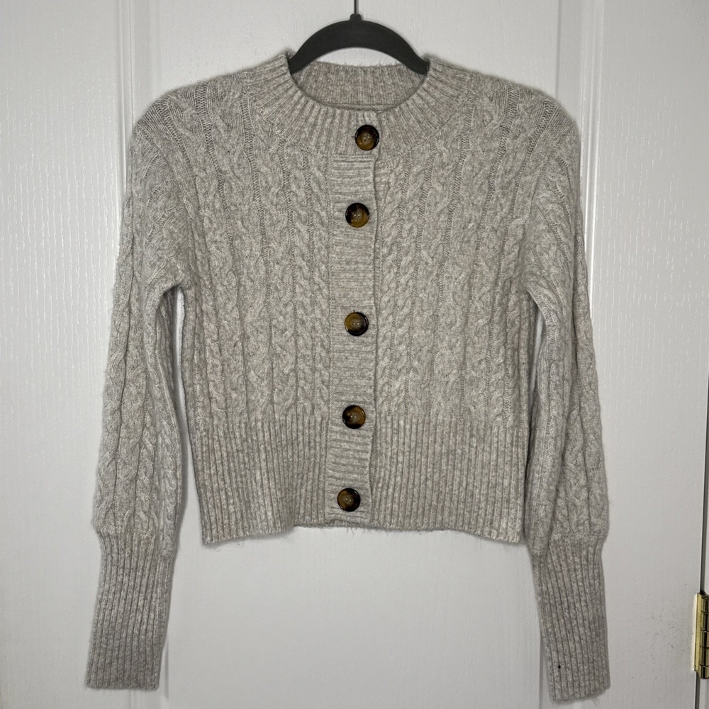 Rachel Zoe Cable Knit Button Cardigan Sweater Oatmeal Beige XS Cozy Luxury